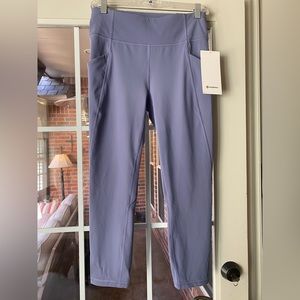 Periwinkle Time to Sweat Crop 23” size 8 leggings